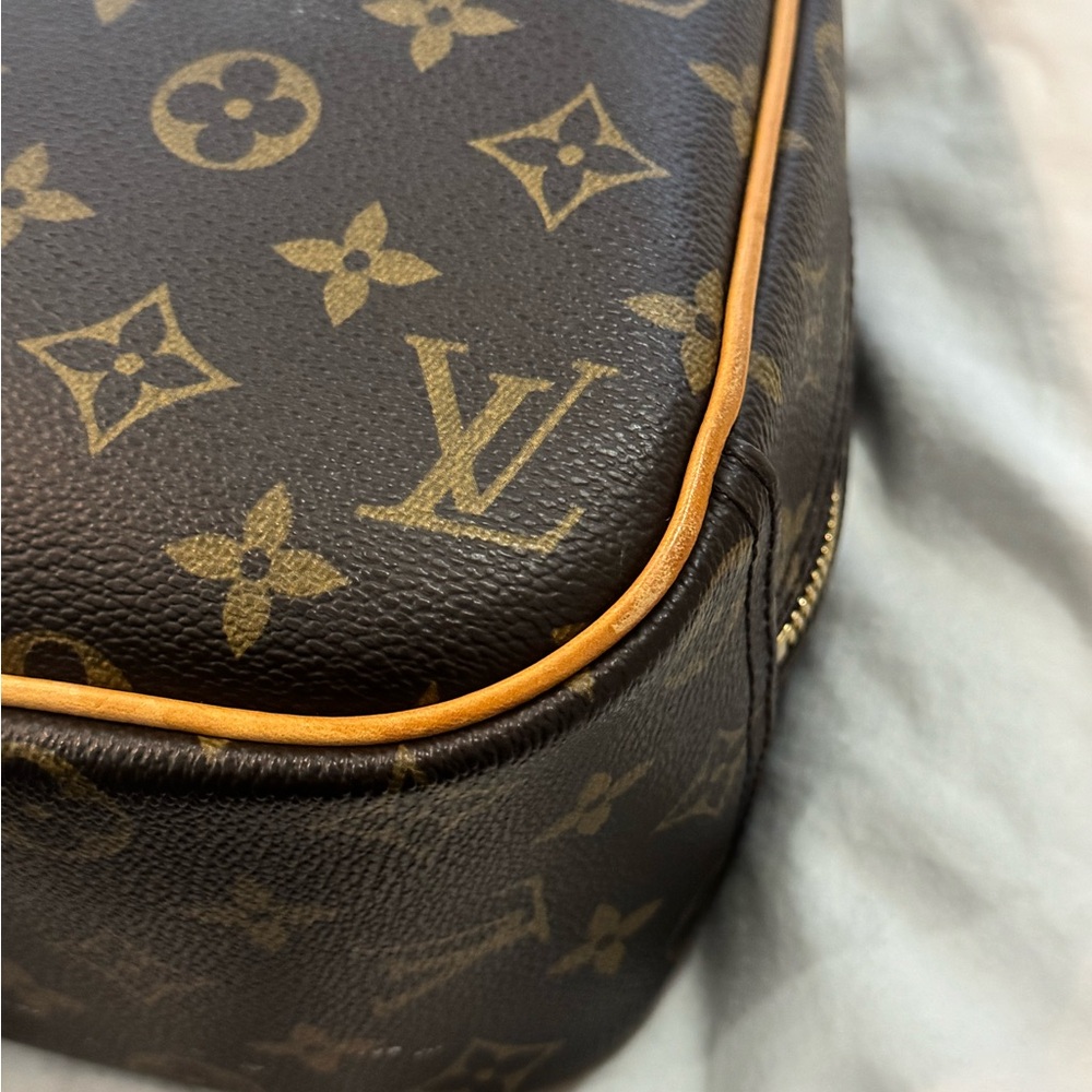 Louis Vuitton Brown Monogram Trouville Handbag - Picture 16 of 16